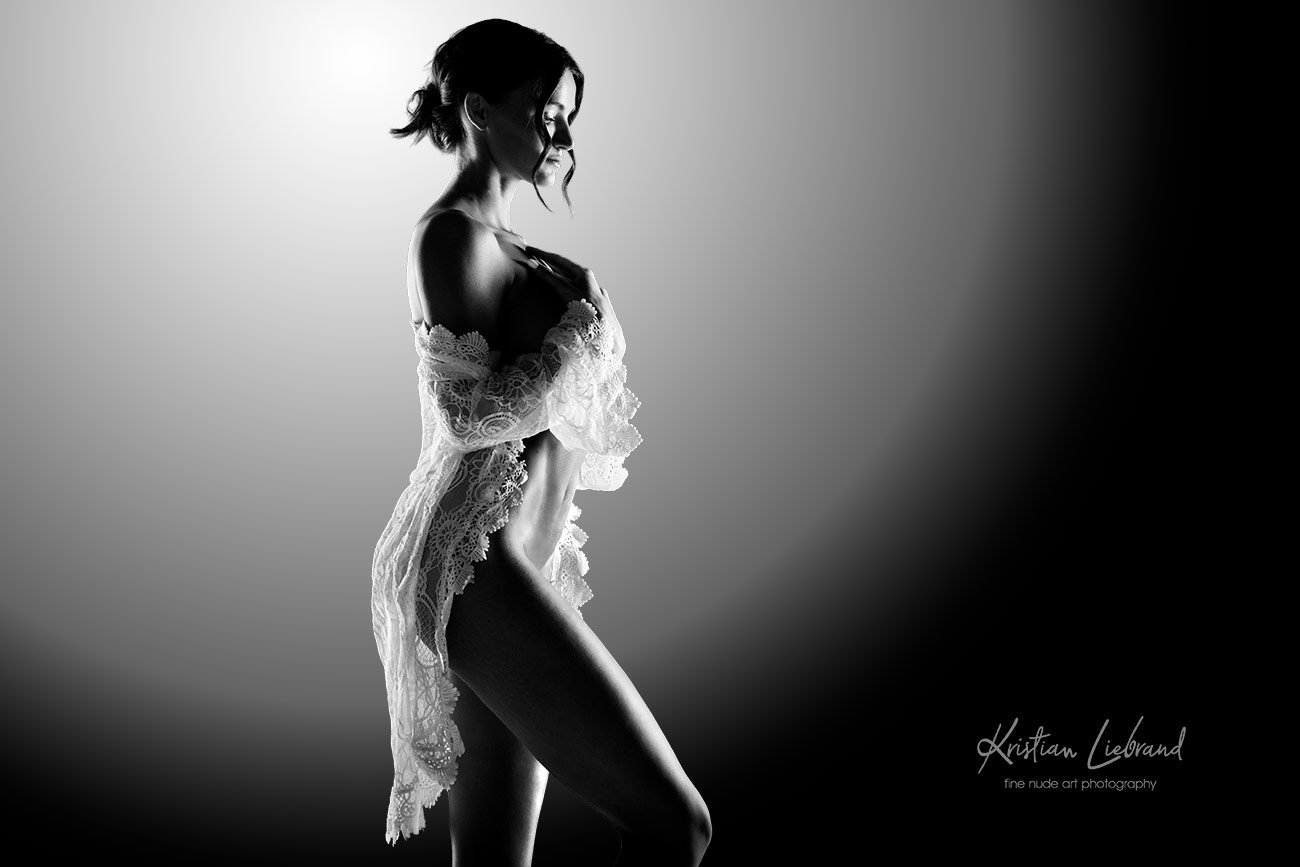 ​​Naaktfotografie, erotische foto’s &amp; boudoirshoot&nbsp;&nbsp;– sensueel, stijlvol en authentiek
