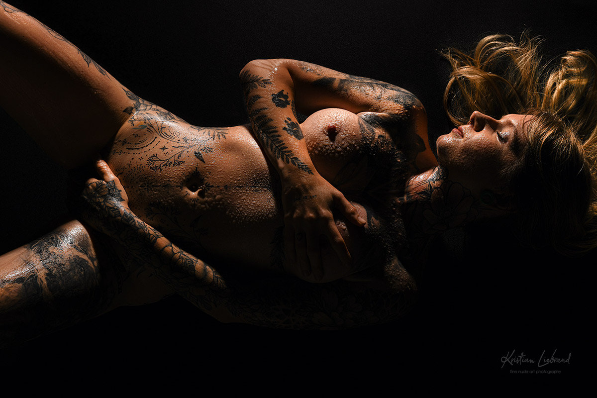 ​​Naaktfotografie, erotische foto’s &amp; boudoirshoot&nbsp;&nbsp;– sensueel, stijlvol en authentiek