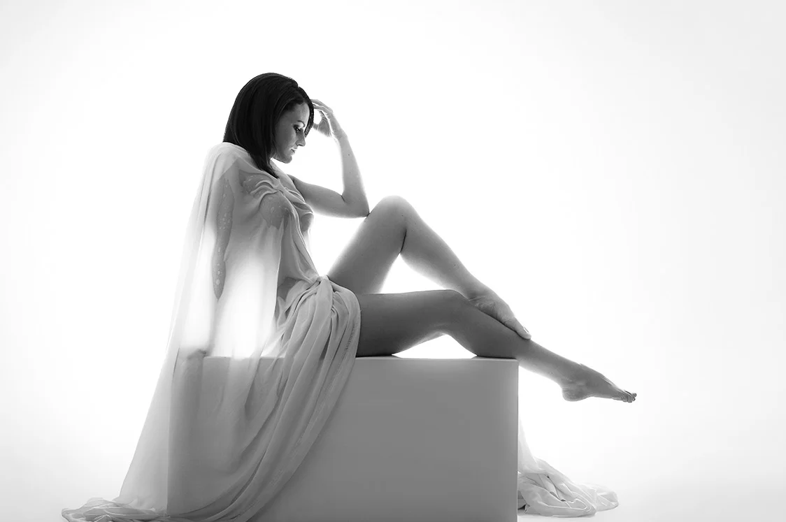 ​Zwart-Wit Naaktfotografie Fine Art Nudes, Boudoirfoto´s Galerie–Inspiratie-Fotokunst