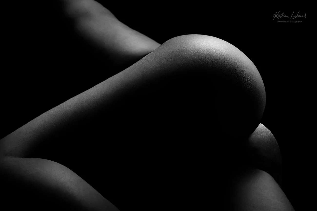 ​Zwart-Wit Naaktfotografie Fine Art Nudes, Boudoirfoto´s Galerie–Inspiratie-Fotokunst